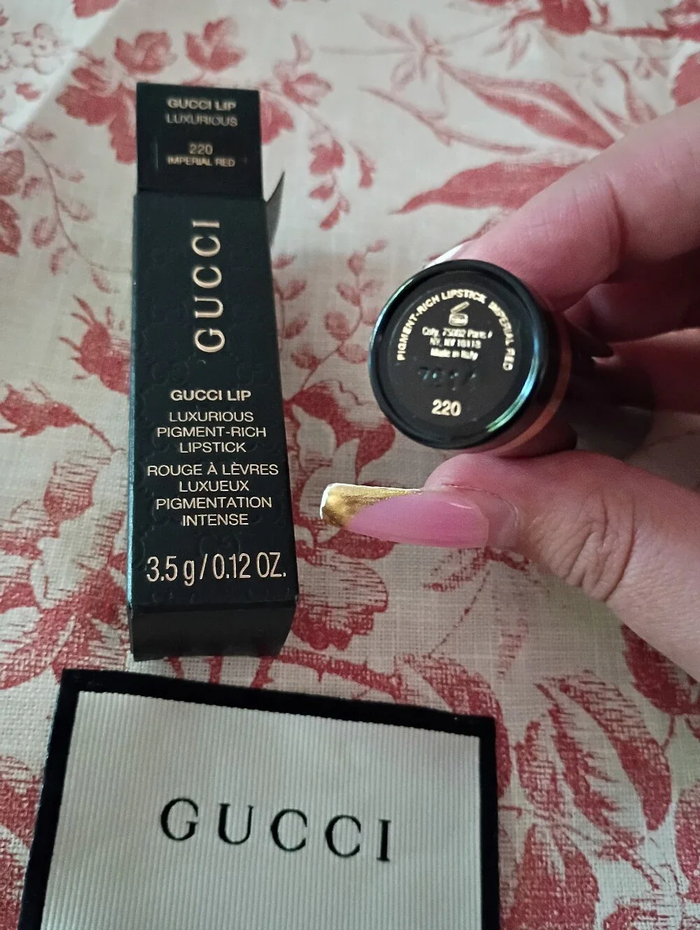 Gucci Lip Luxurious Lipstick - 220 Imperial Red